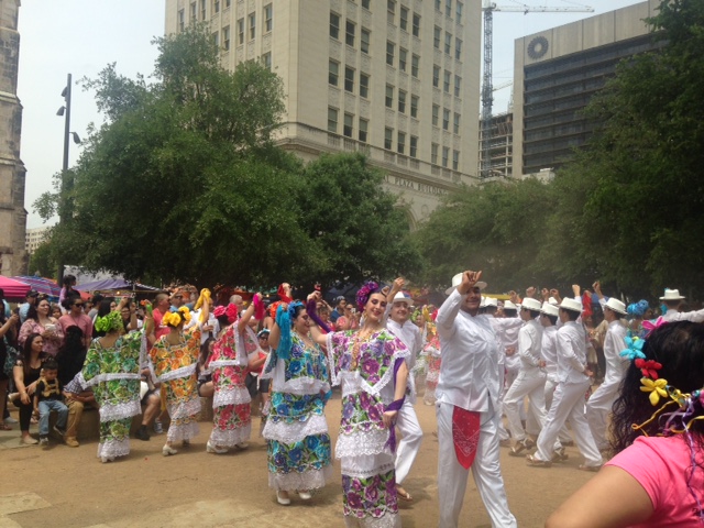 spanish dancers